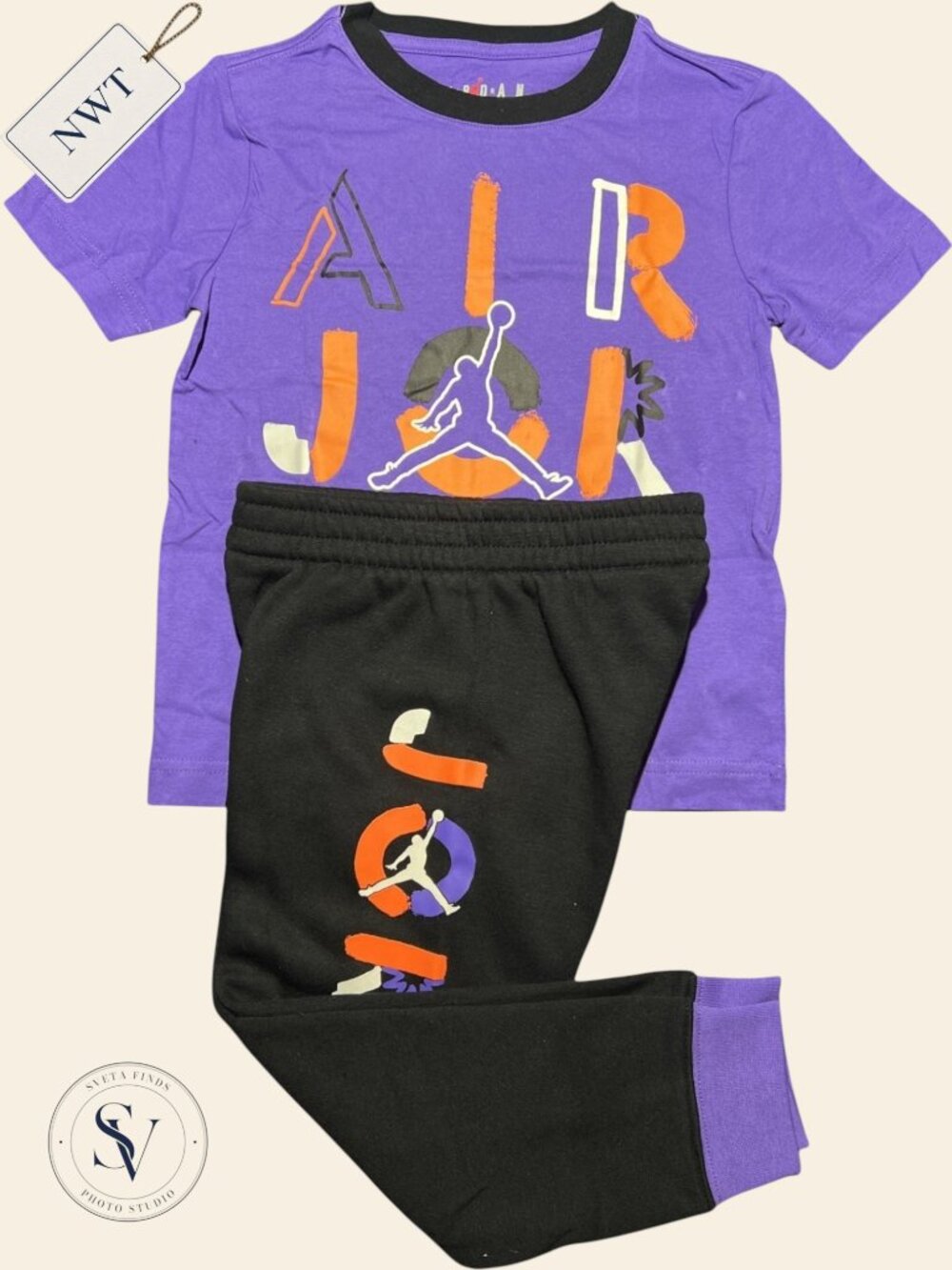 NWT Nike Air Jordan Kids T-Shirt & Fleece Joggers 2-Piece Set Size 4T
